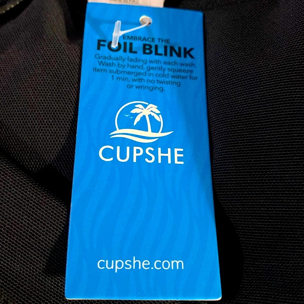 CUPSHE Foil Blink swimsuit, One Piece,Sz M, Gold metallic foil embellishment,NWT - Picture 9 of 16